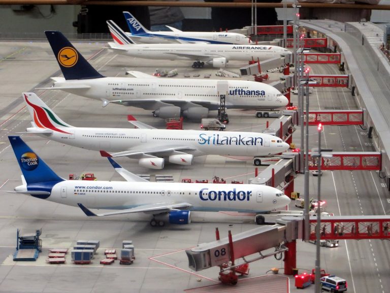 Reach a Real Human at Airlines